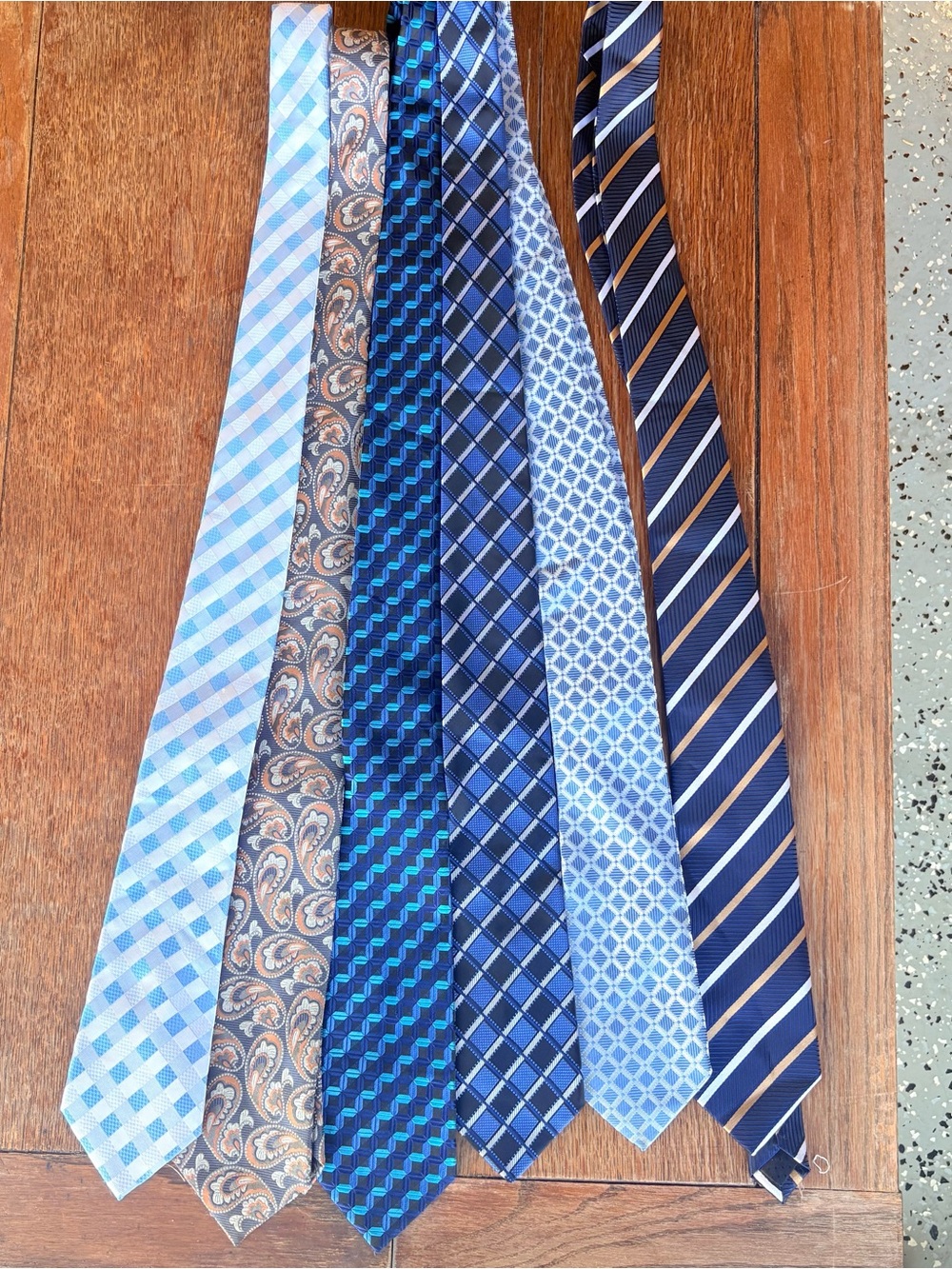 Wehiig Assorted Patterned Neckties for men Set of 6